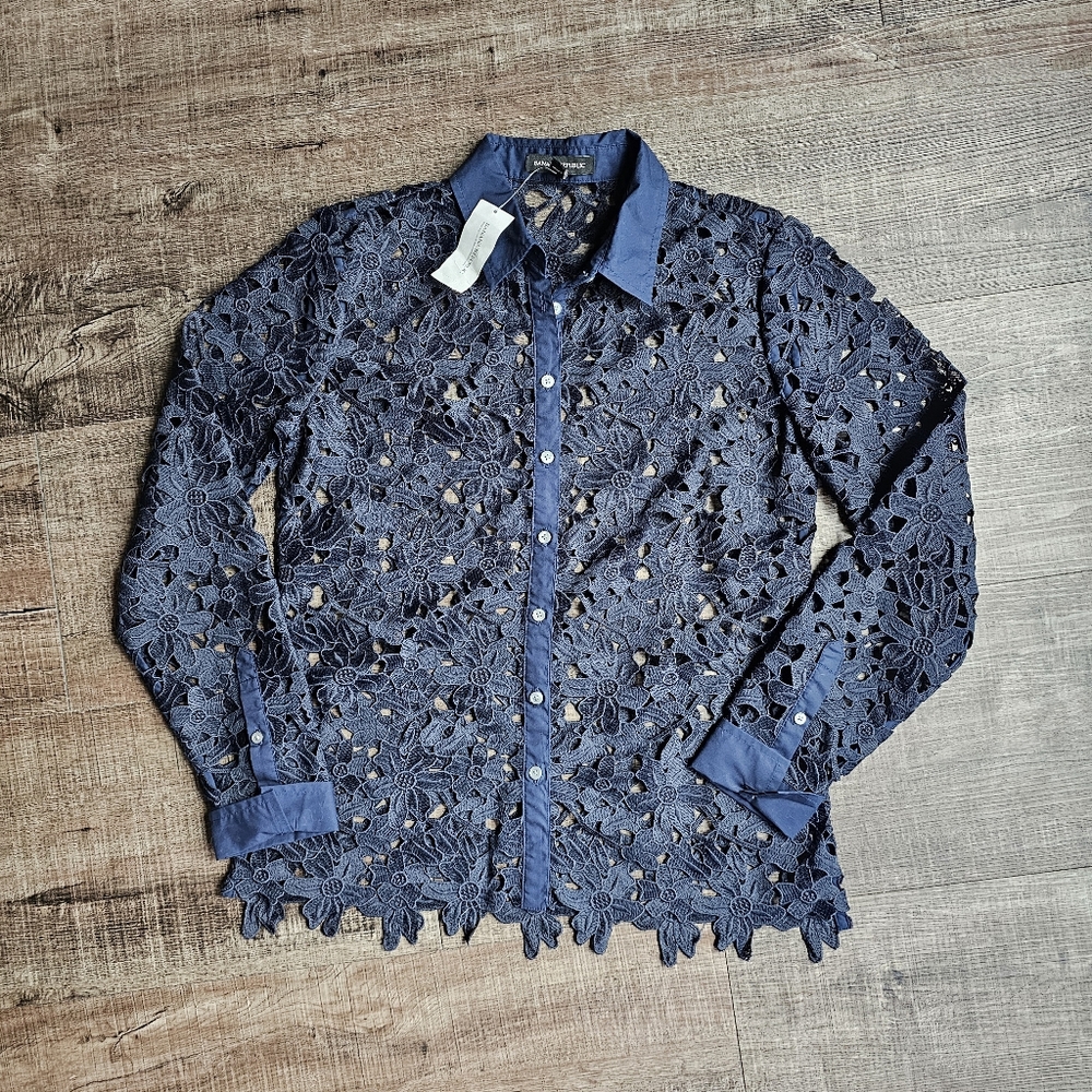 BANANA REPUBLIC - lace blouse